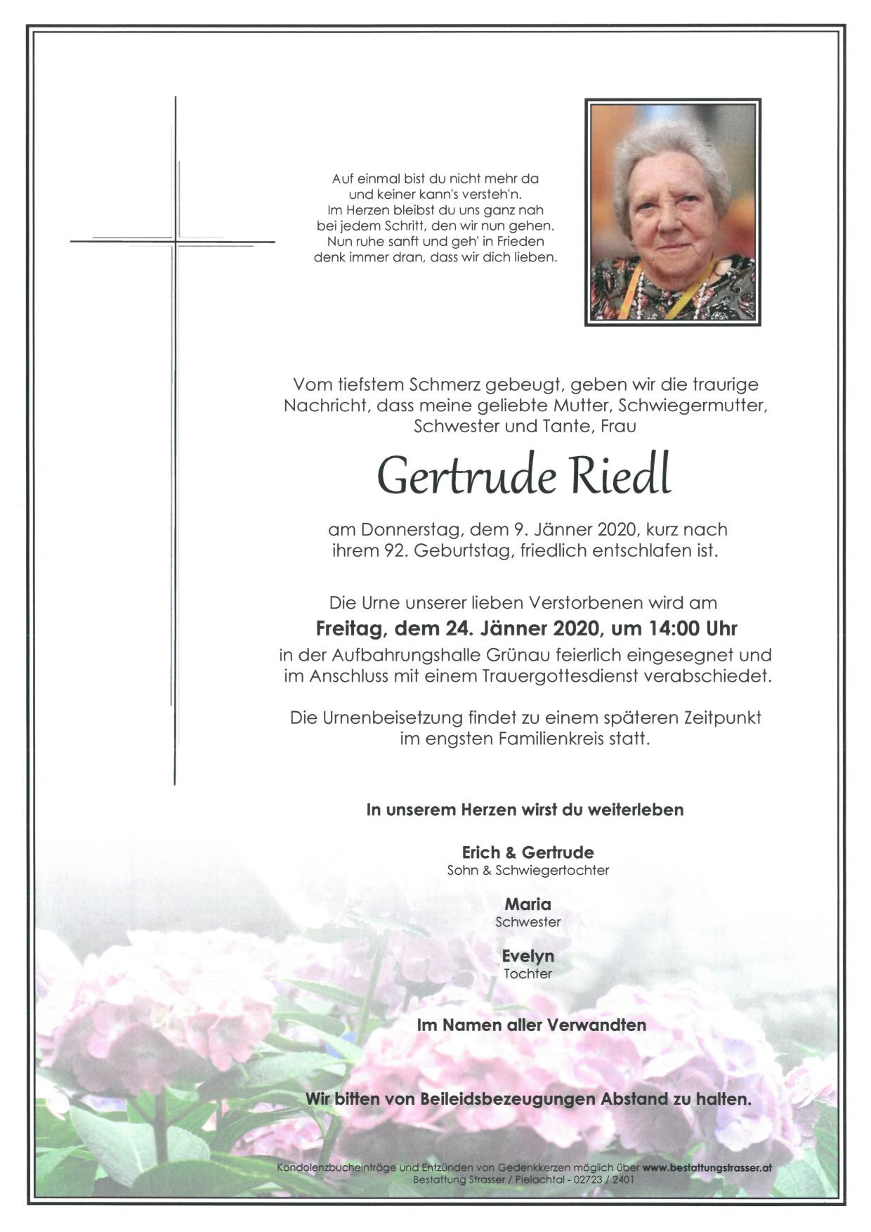 Traueranzeige von Gertrude Riedl