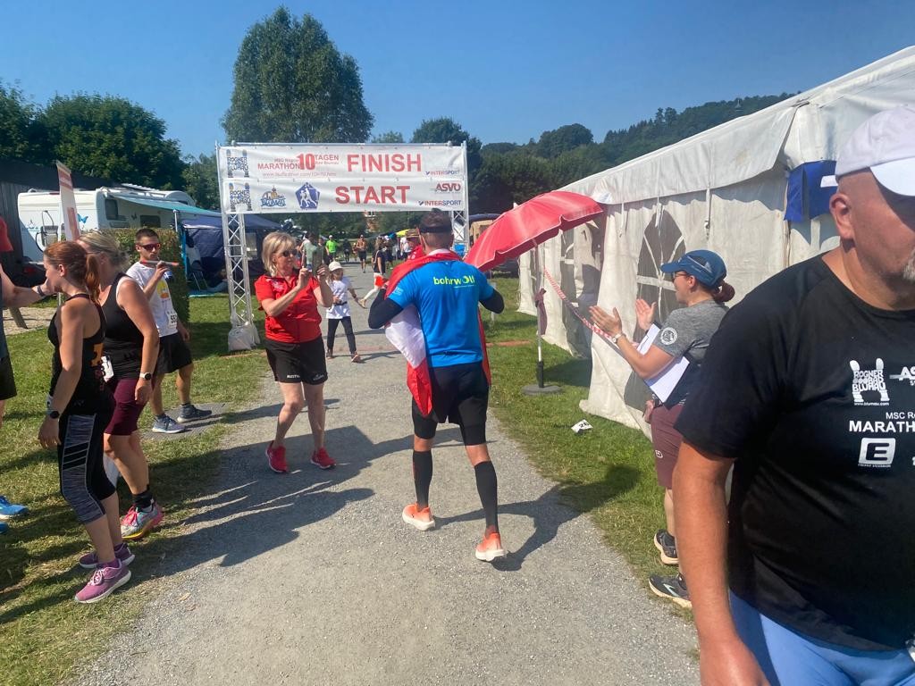 Es ist geschafft ...24 Stunden in Blumau, die 3. Goldmedailie 