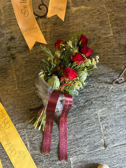 Blumen für Elfriede Thurner